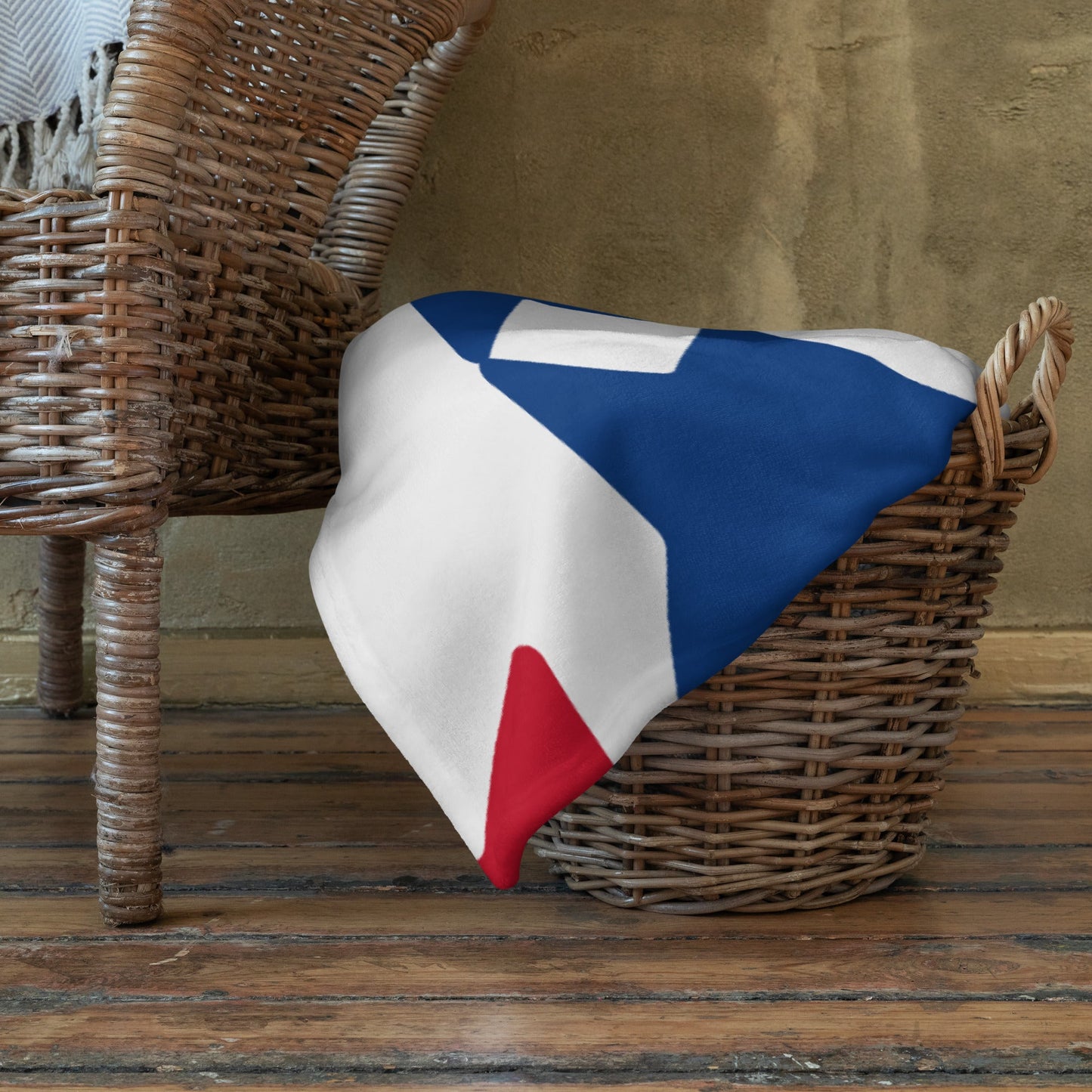 Red White and Blue Throw Blanket - JOYTOWNE LLC